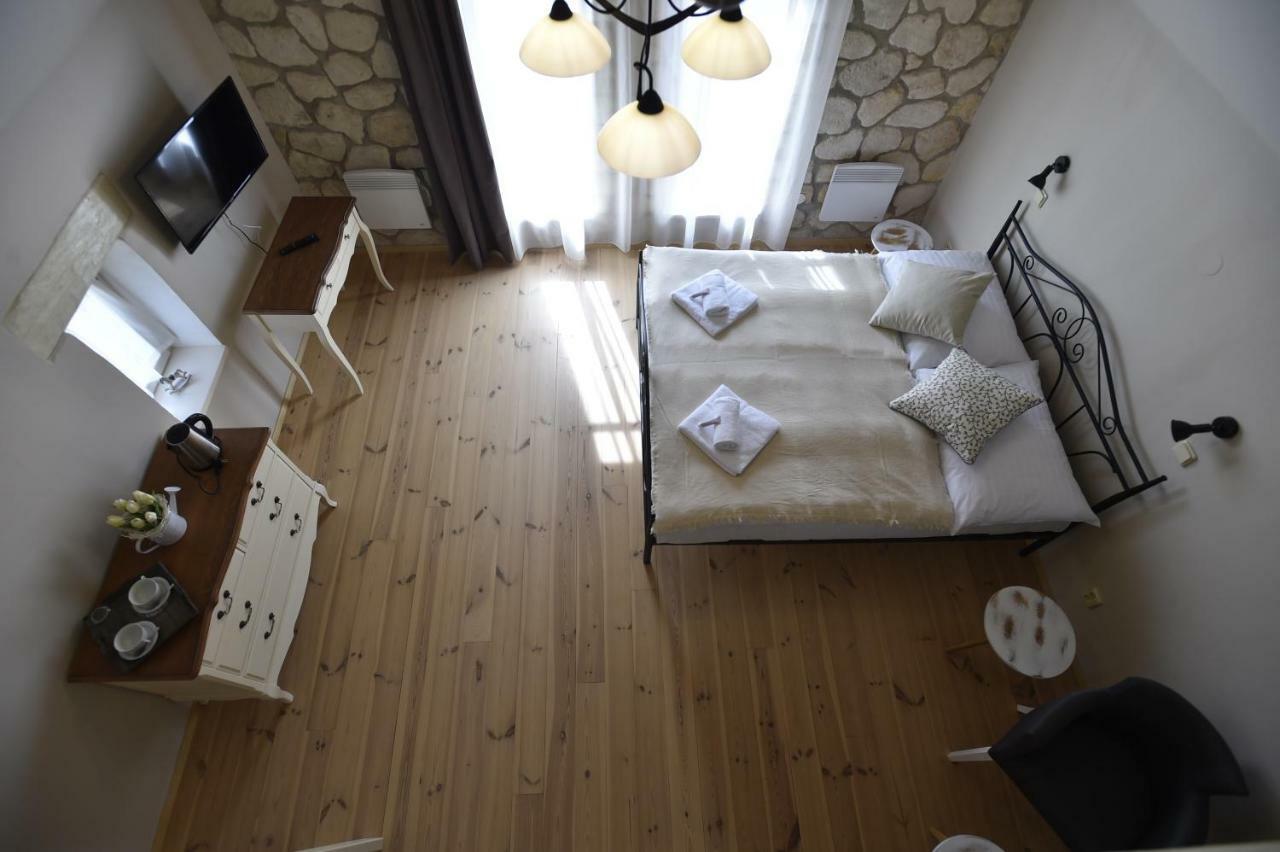 Penzion Dobré časy Valtice Exterior foto